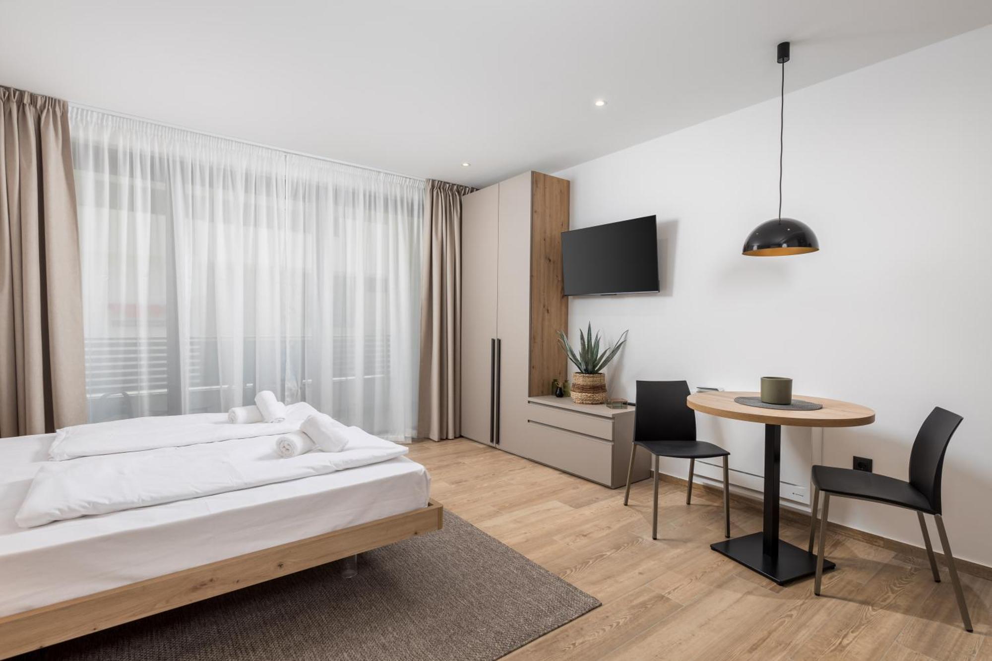 Apartma Belinda With Balcony *